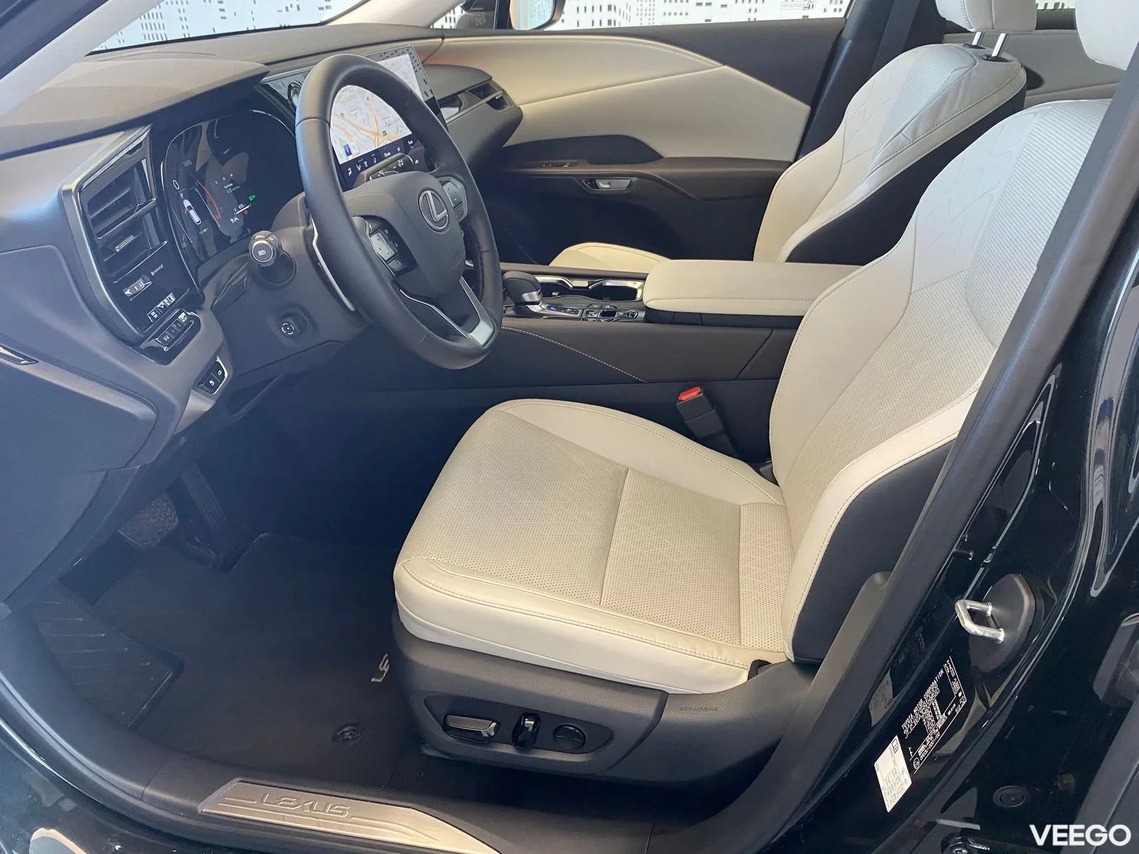 Lexus RX 450h+ - 136kW