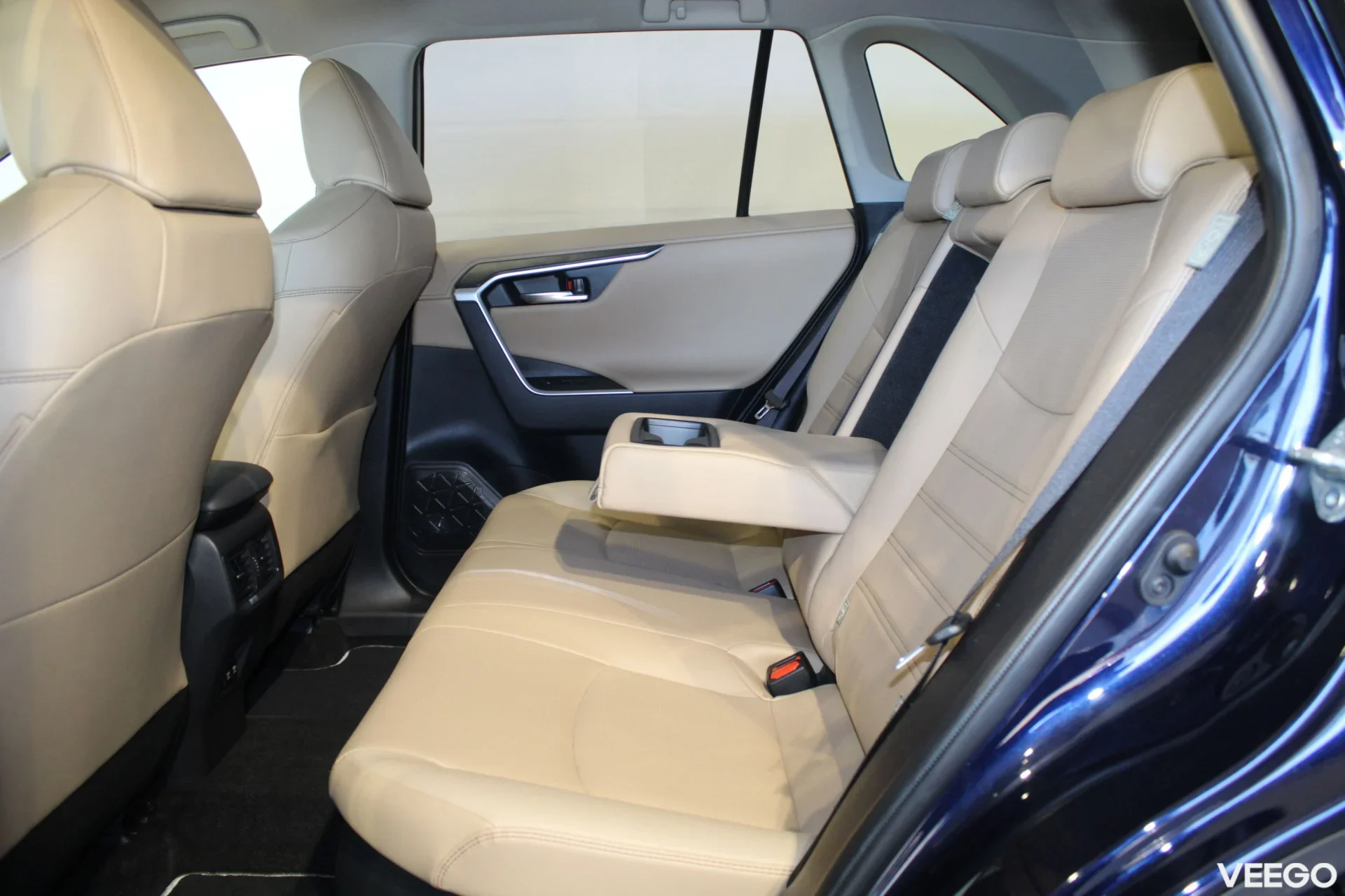 Toyota RAV4 Premium AWD 2.5 131kW