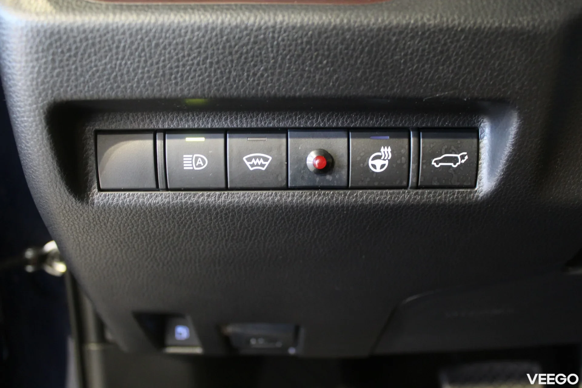 Toyota RAV4 Premium AWD 2.5 131kW