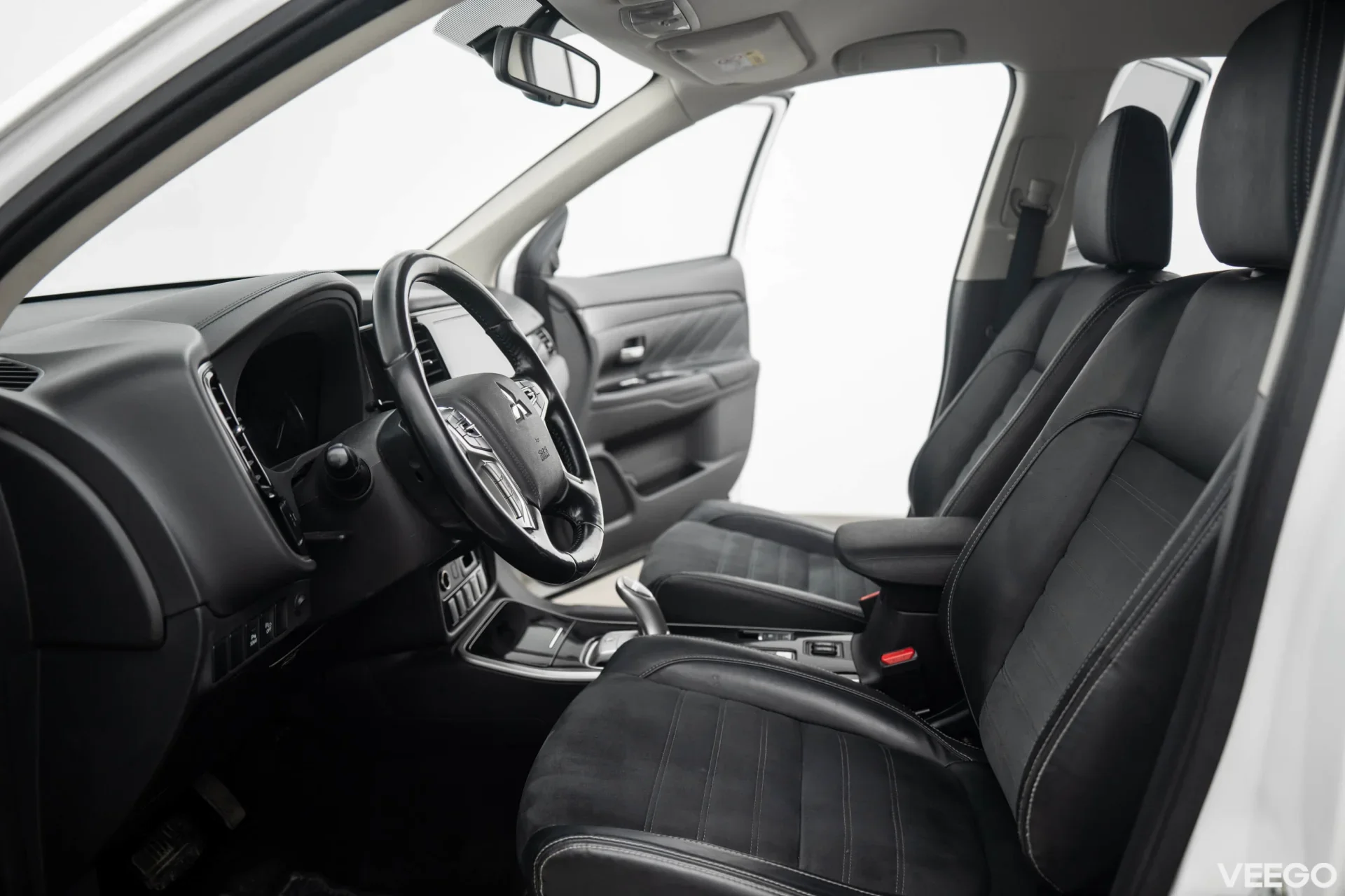 Mitsubishi Outlander Instyle 4WD PHEV 2.0 149kW