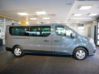 Renault Trafic Grand Passenger 2 107kW thumbnail