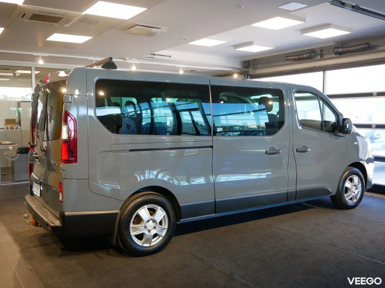 Renault Trafic Grand Passenger 2 107kW