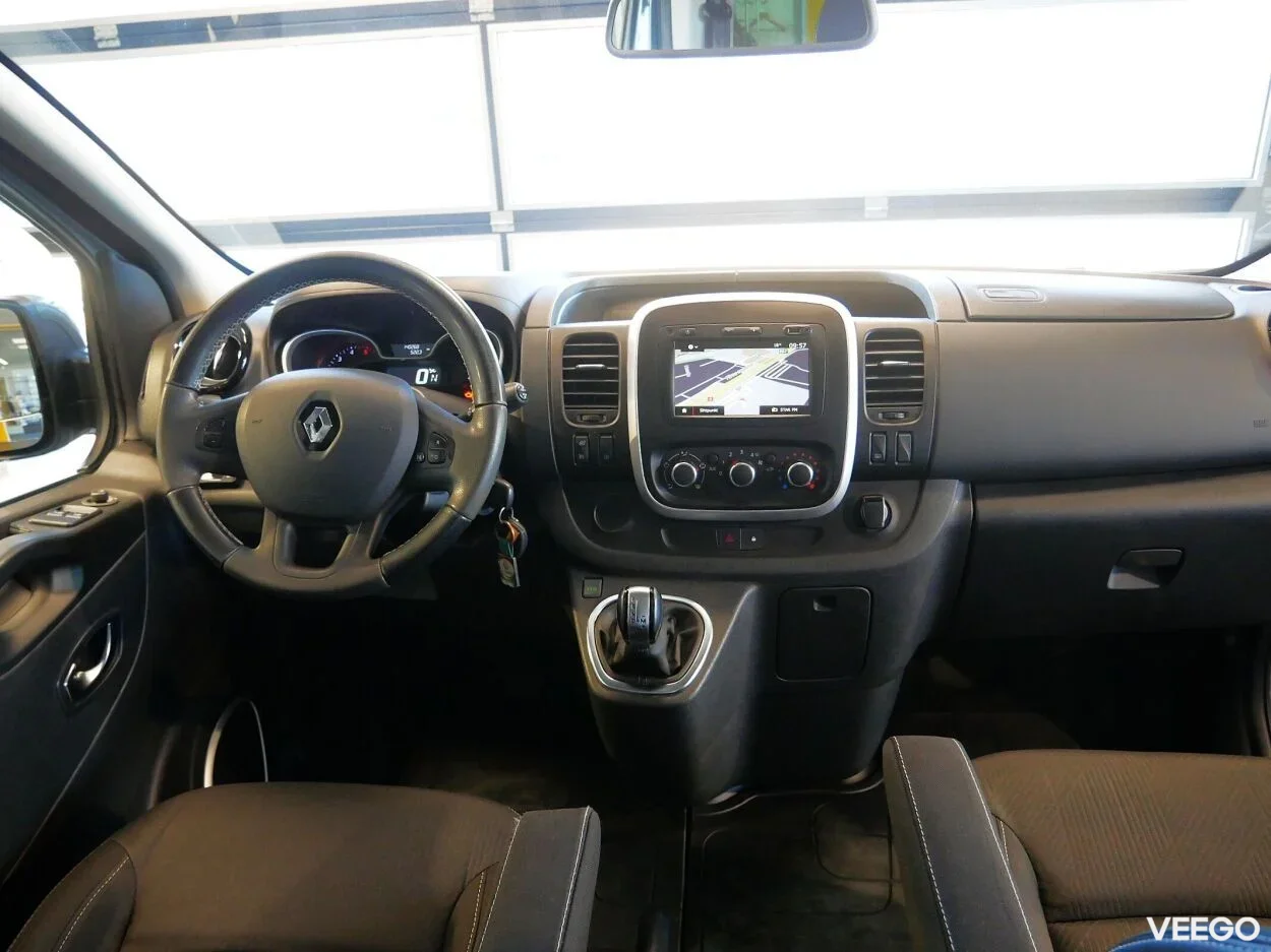 Renault Trafic Grand Passenger 2 107kW