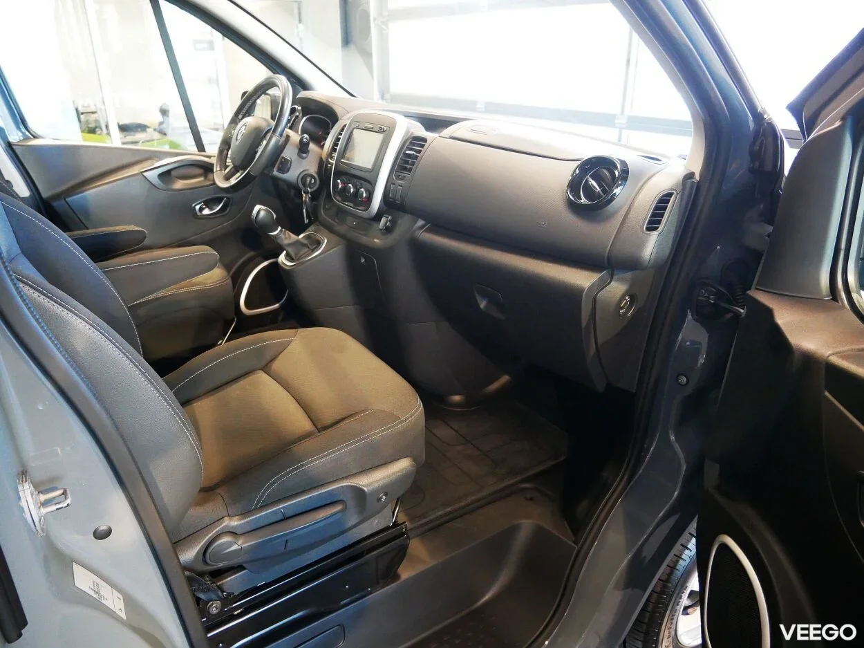 Renault Trafic Grand Passenger 2 107kW