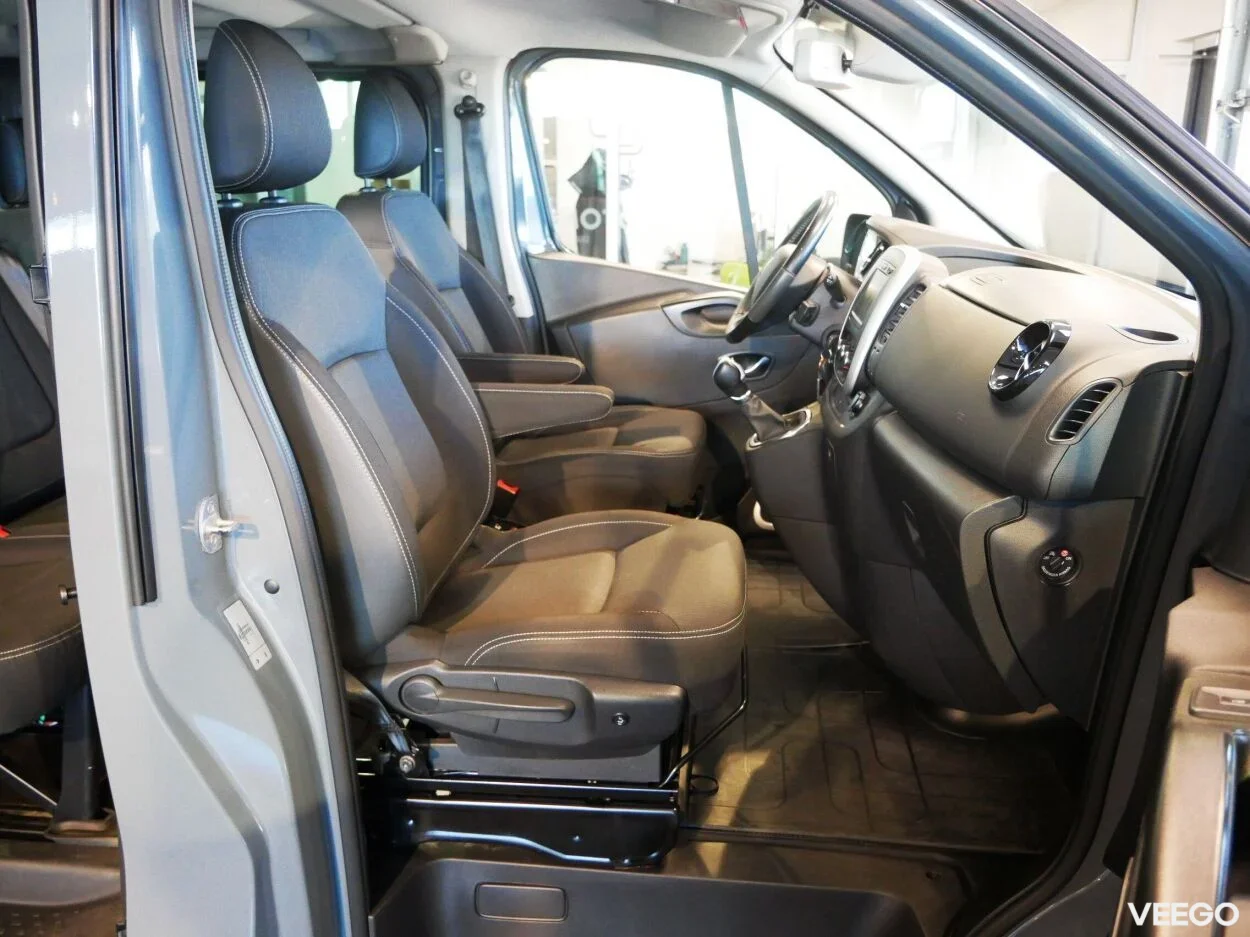 Renault Trafic Grand Passenger 2 107kW