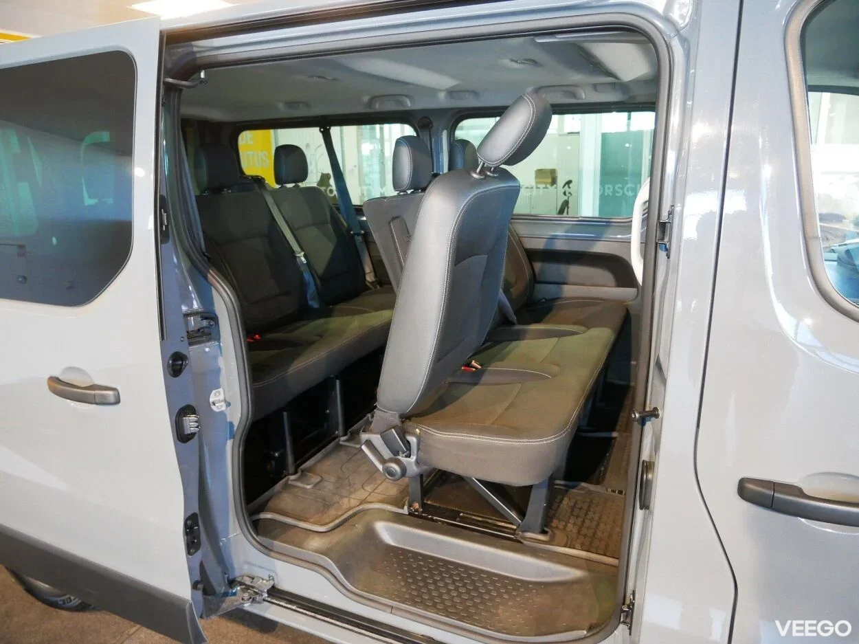 Renault Trafic Grand Passenger 2 107kW