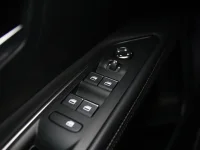 Peugeot 3008 1.2 96kW thumbnail