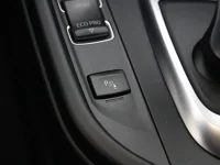 BMW 320 2 120kW thumbnail