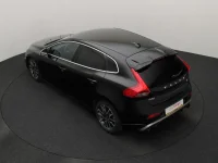 Volvo V40 2 88kW thumbnail