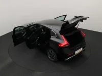 Volvo V40 2 88kW thumbnail