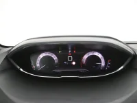 Peugeot 3008 1.2 96kW thumbnail
