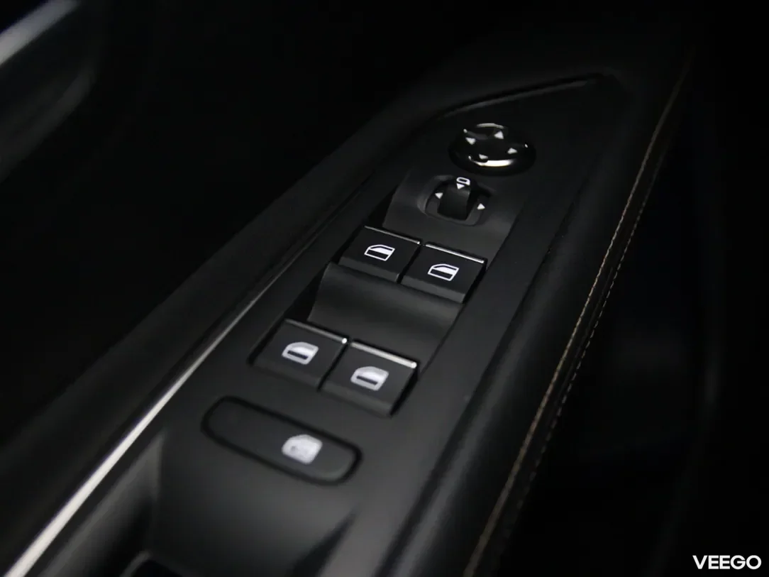 Peugeot 3008 1.2 96kW