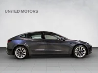 Tesla Model 3 Dual Motor Long-Range AWD thumbnail