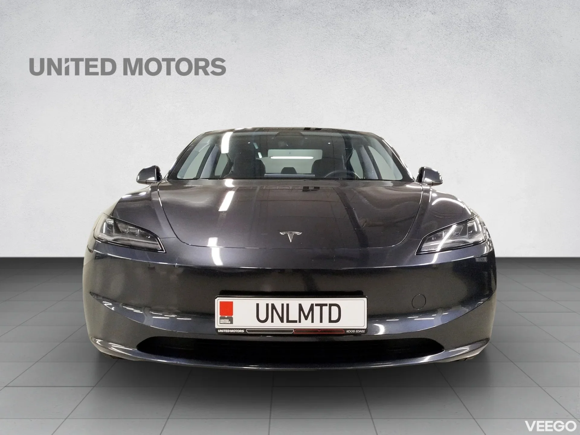 Tesla Model 3 Dual Motor Long-Range AWD