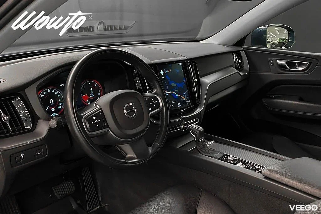 Volvo XC60 D4 190HK Momentum Adv /Drag /B-Kamera /4.95% 140kW