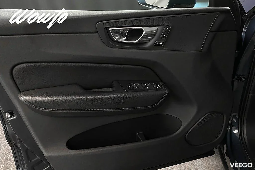 Volvo XC60 D4 190HK Momentum Adv /Drag /B-Kamera /4.95% 140kW