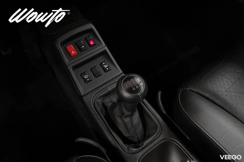 Porsche 911 993 Carrera Manuell 285HK / Nyservad / Se Skick / 4.95% 210kW