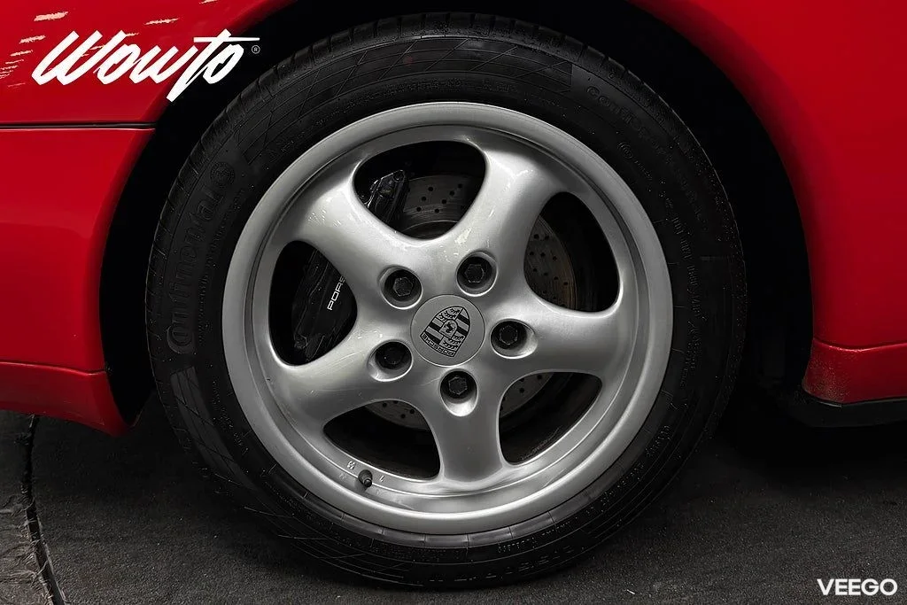 Porsche 911 993 Carrera Manuell 285HK / Nyservad / Se Skick / 4.95% 210kW