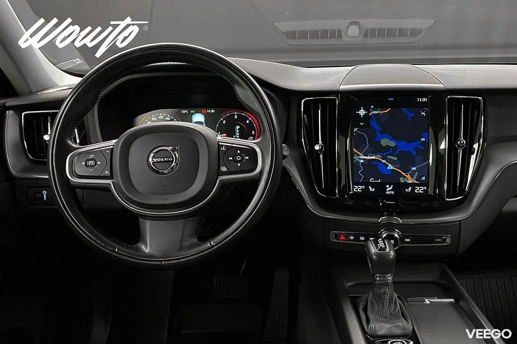 Volvo XC60 D4 190HK Momentum Adv /Drag /B-Kamera /4.95% 140kW