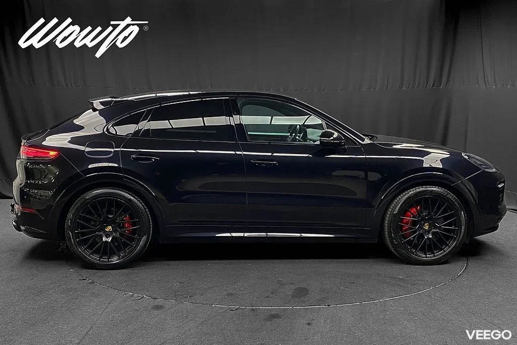 Porsche Cayenne GTS Coupé 460HK /Bose /18-Vägs /Se Spec /Moms /4.95% 338kW