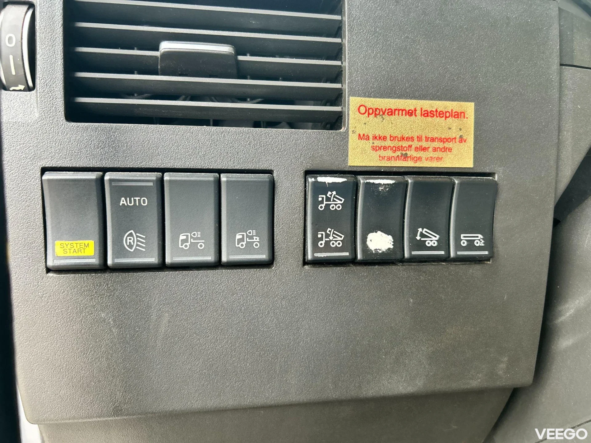 Volvo FH540 6X4 EURO6 + RETARDER + LIFTING AXLE 405kW