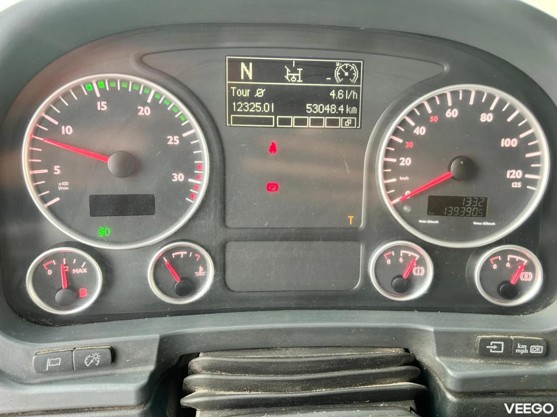 MAN TGL 4X2 EURO5 + VERSALIFT VT-155-FZ 132kW