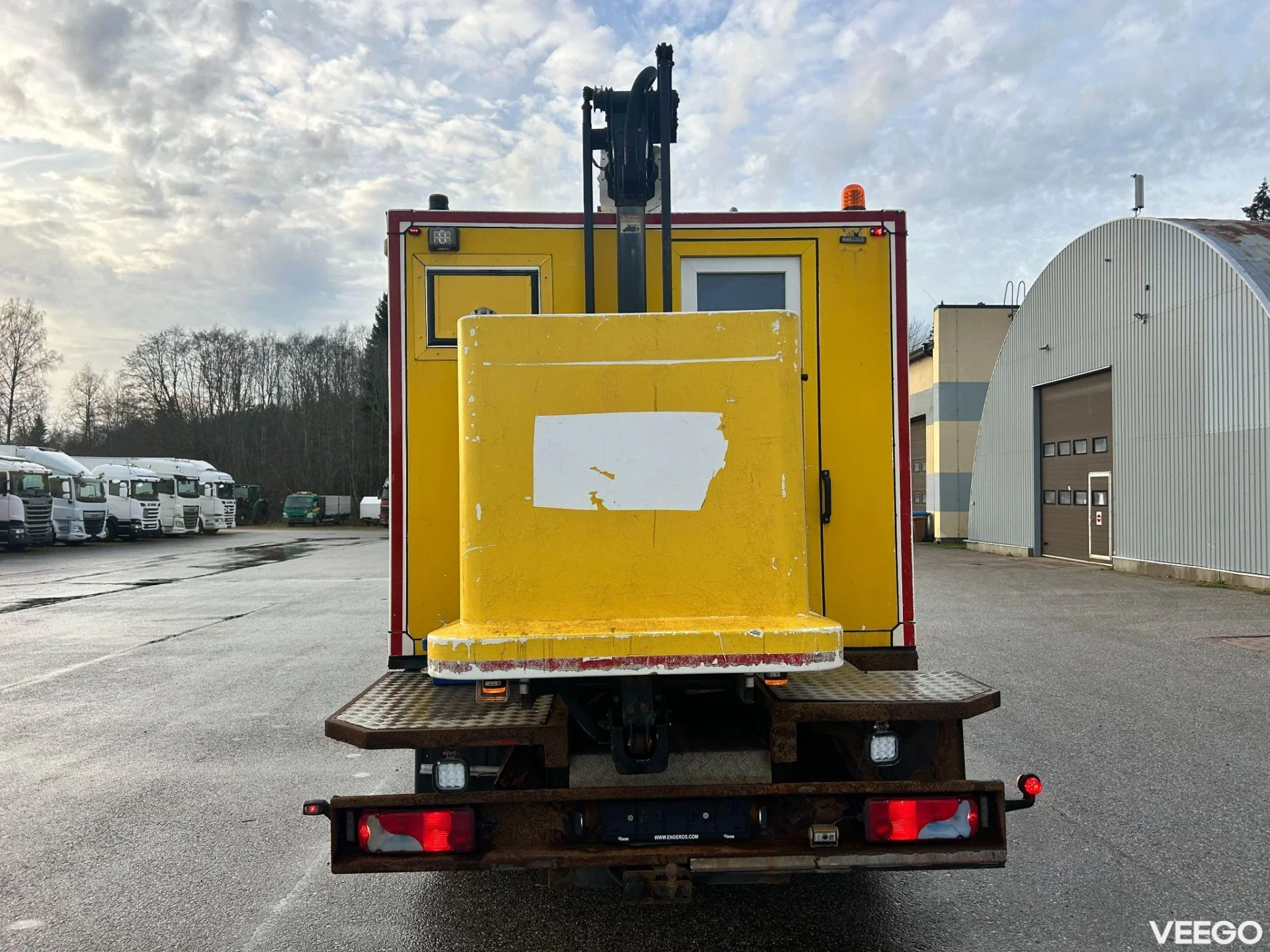 MAN TGL 4X2 EURO5 + VERSALIFT VT-155-FZ 132kW