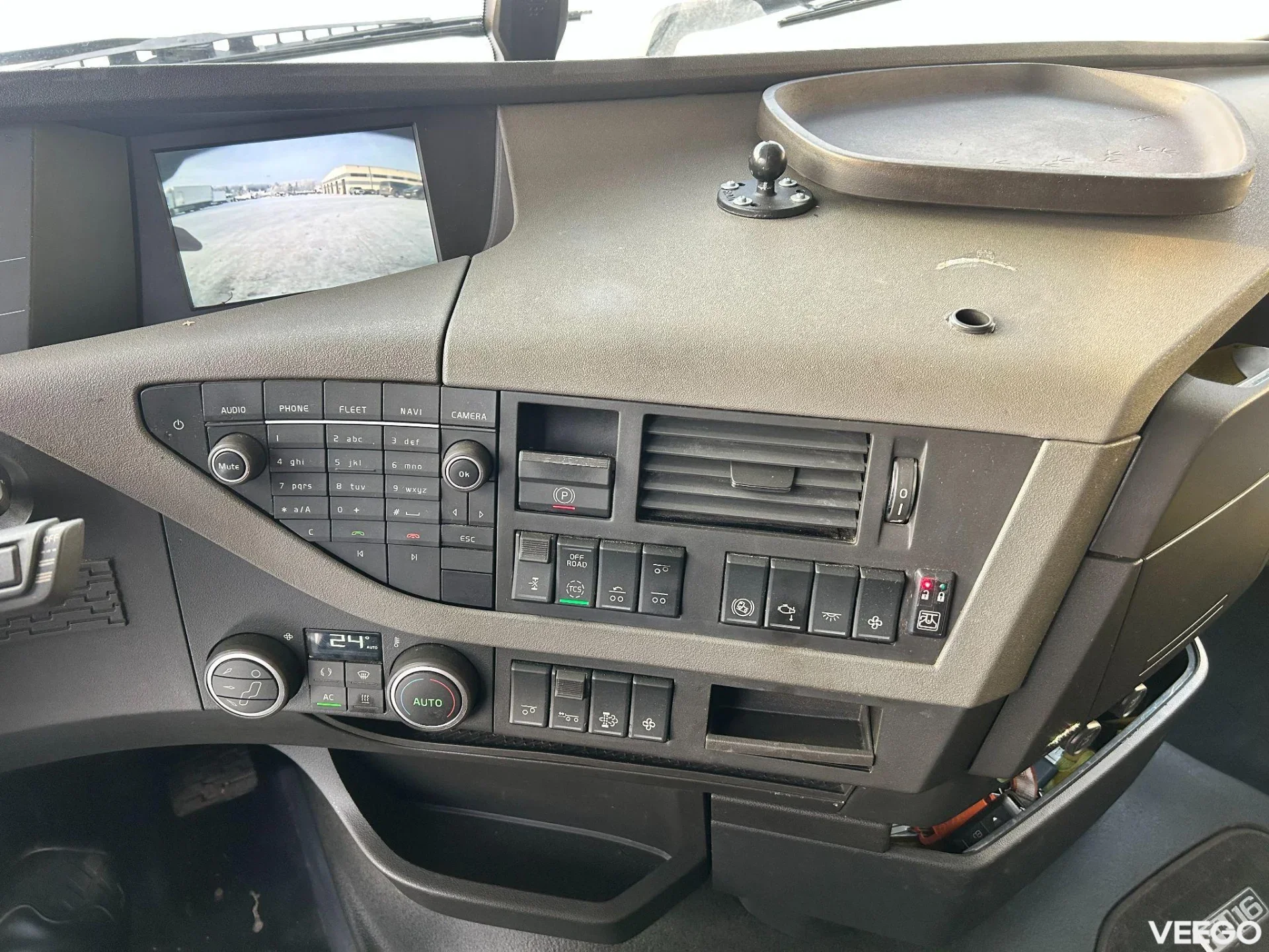 Volvo FH550 8X2 EURO6 + FASSI F660 + JIB 413kW