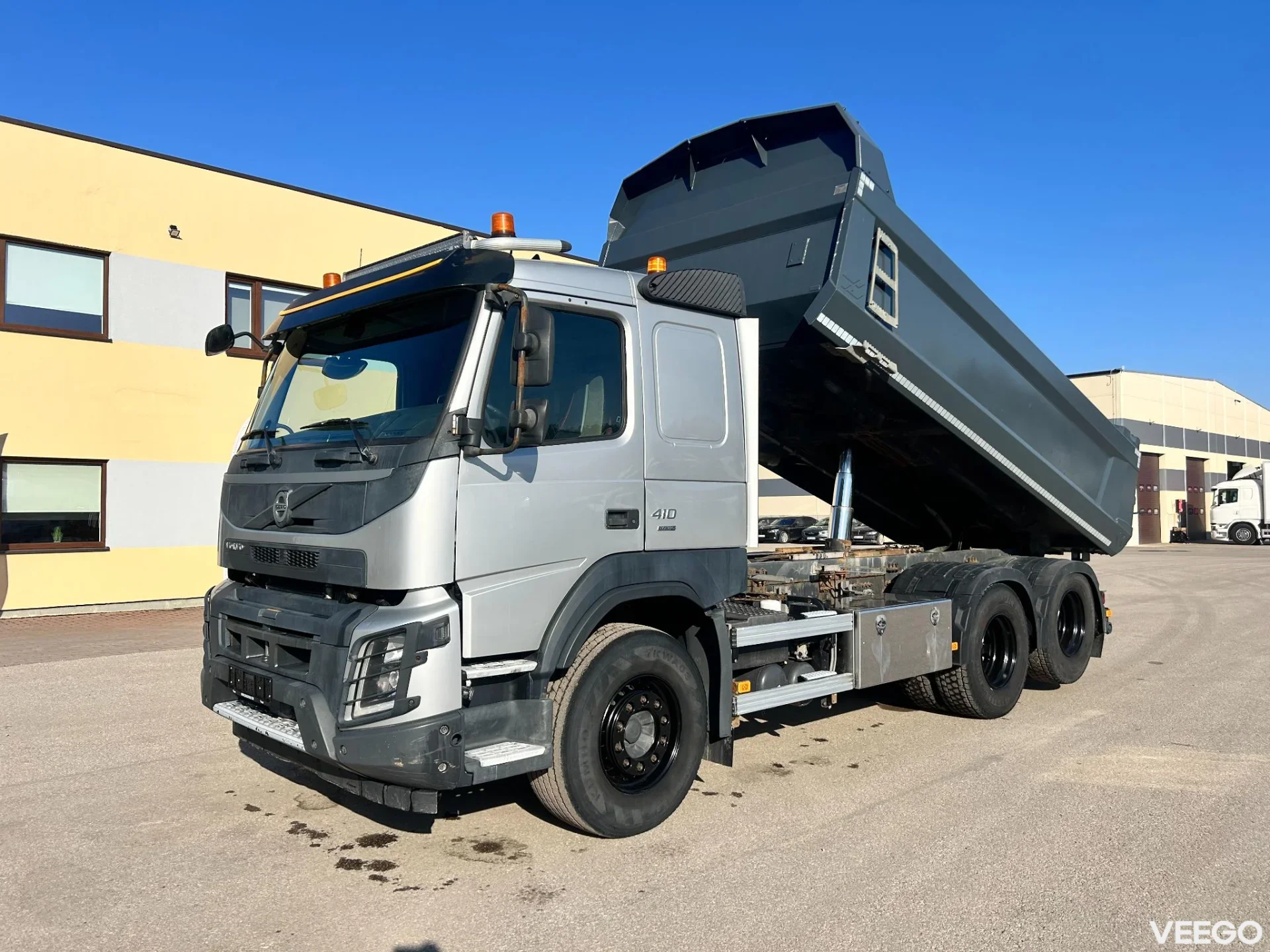 Volvo FMX 6X4 EURO6 + LIFTING AXLE 308kW