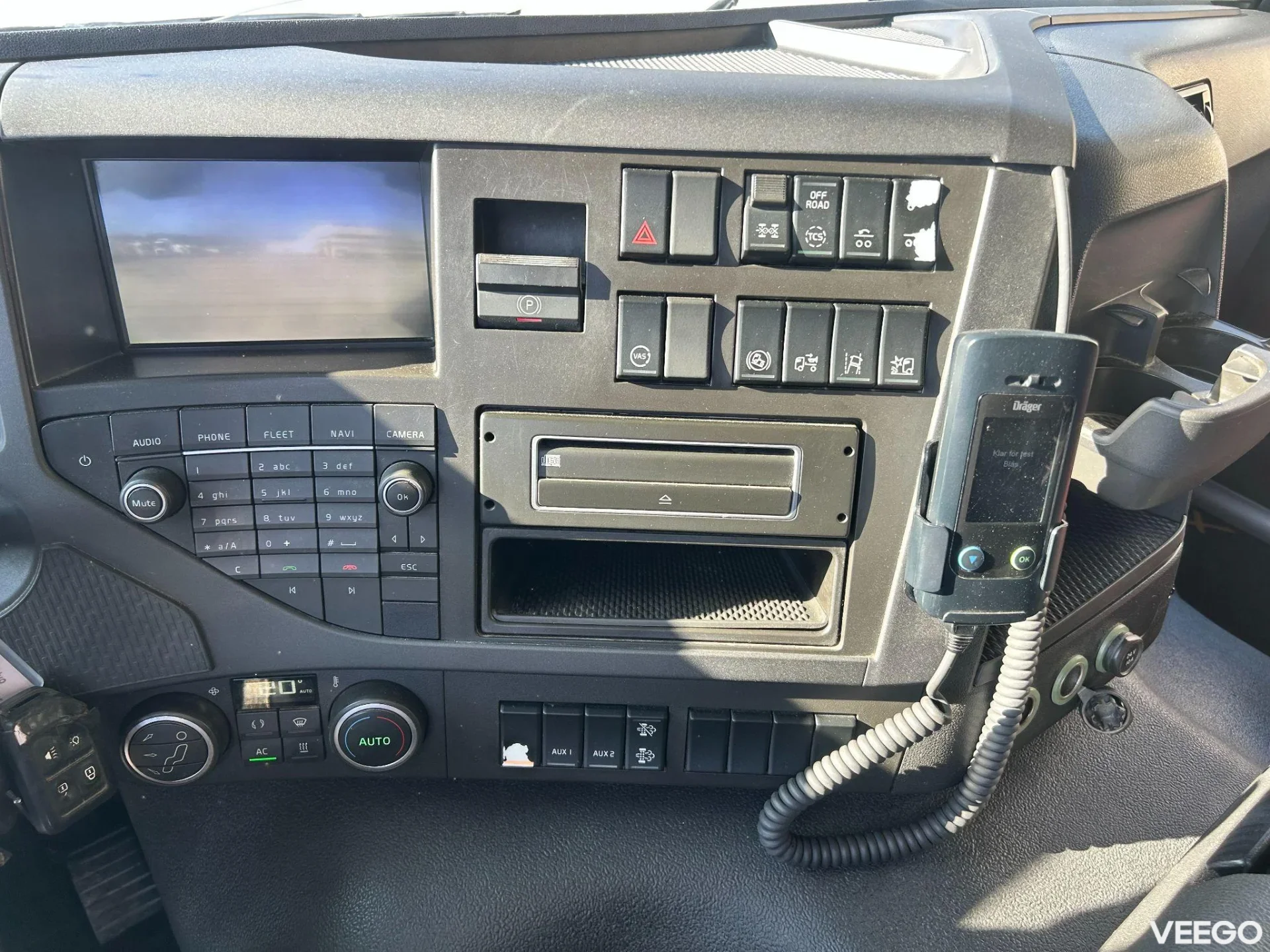 Volvo FMX 6X4 EURO6 + LIFTING AXLE 308kW