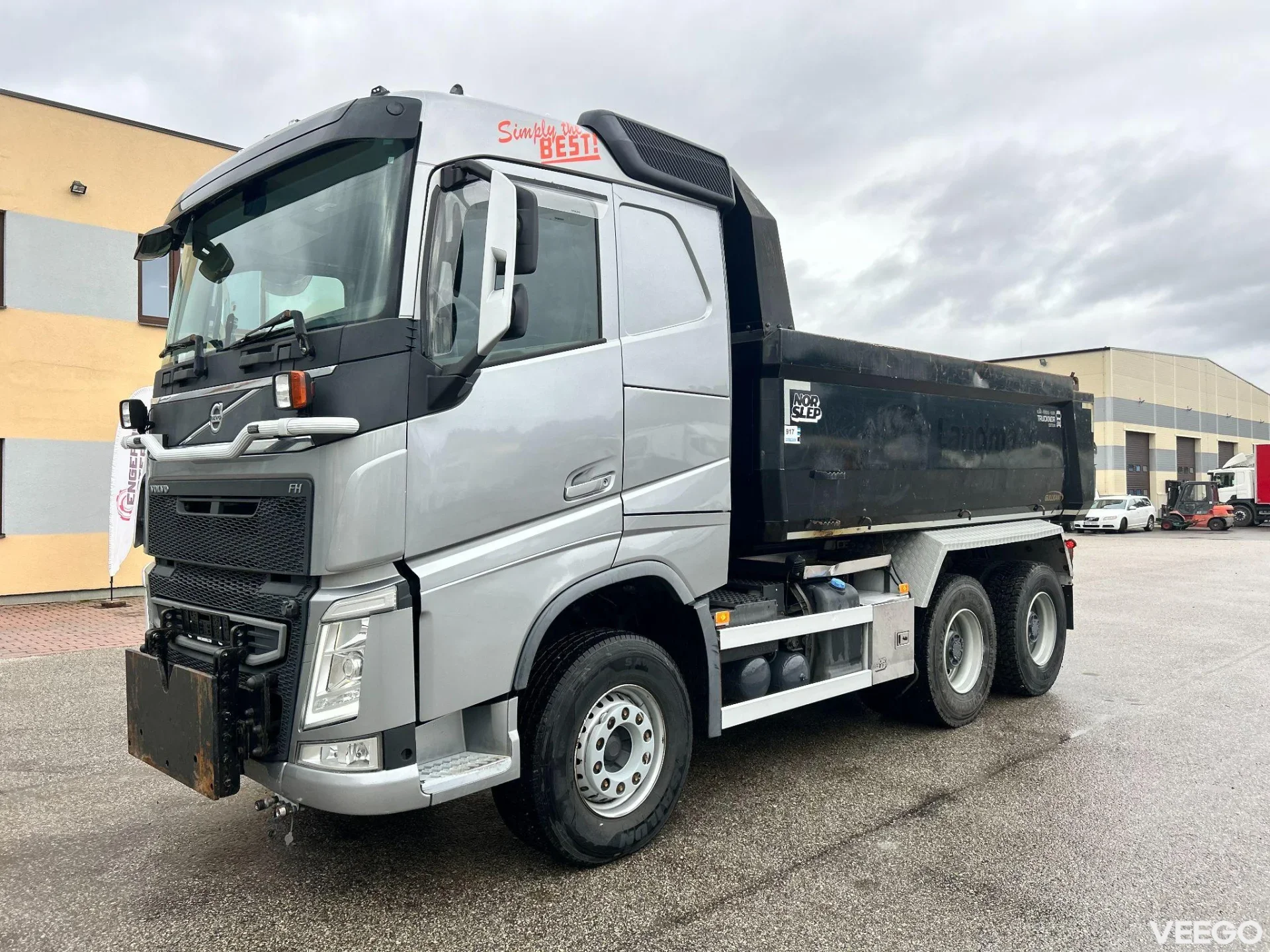 Volvo FH540 6X4 EURO6 + RETARDER + LIFTING AXLE 405kW