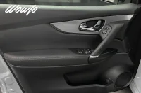 Nissan Qashqai 1.3 DIG-T DCT 160HK Tekna /Pano /360 /4.95% 118kW thumbnail