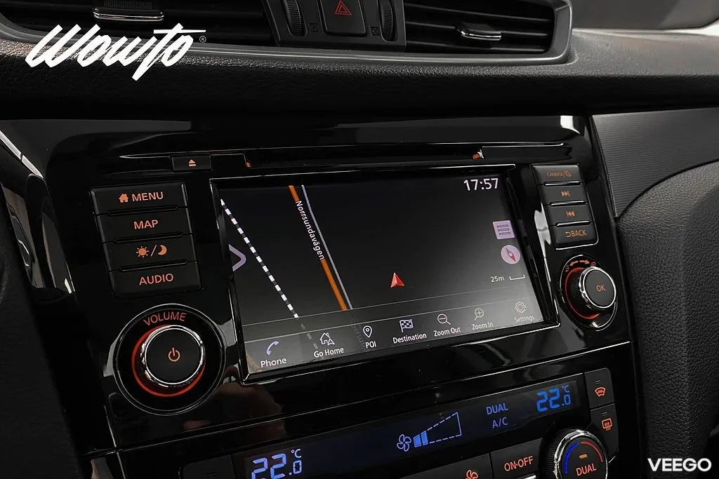 Nissan Qashqai 1.3 DIG-T DCT 160HK Tekna /Pano /360 /4.95% 118kW