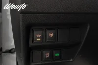 Nissan Qashqai 1.3 DIG-T DCT 160HK Tekna /Pano /360 /4.95% 118kW thumbnail