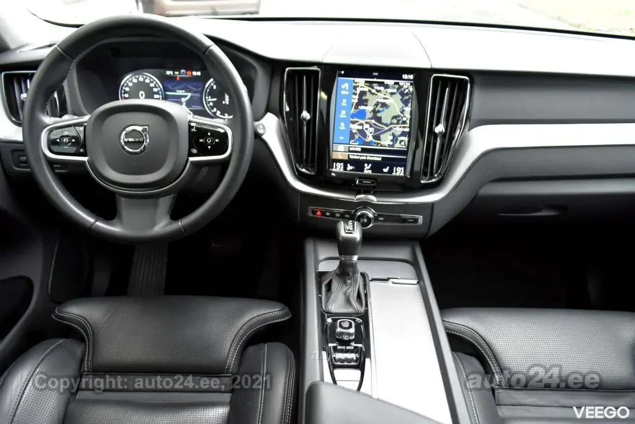 Volvo XC60 AWD Hud LUXURY INSCRIPTION INTELL FULL 2 173kW