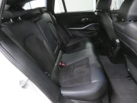 BMW 330 2.0 135kW thumbnail