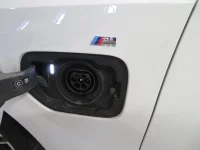 BMW 330 2.0 135kW thumbnail