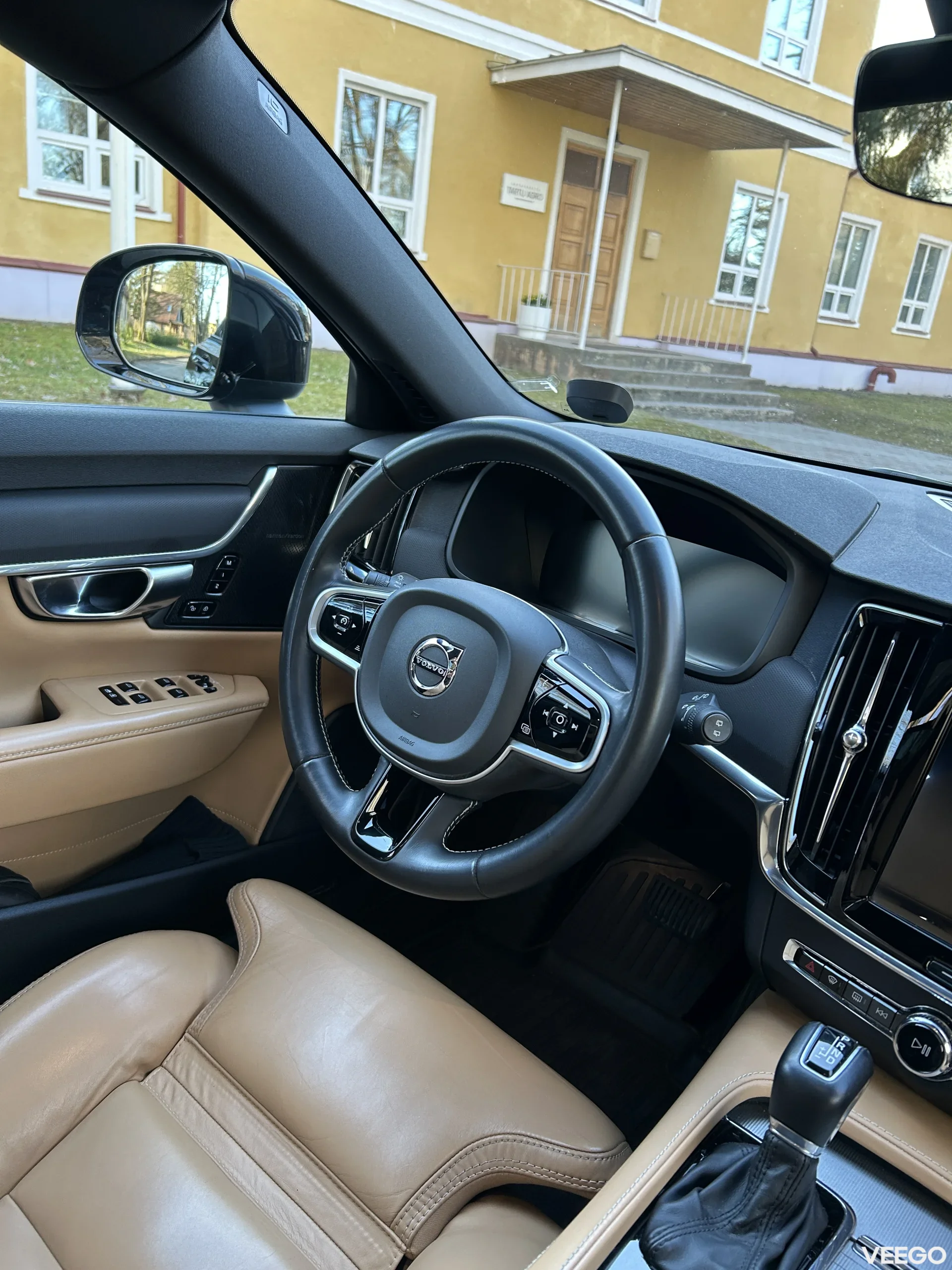 Volvo V90 Cross Country 2.0 140kW