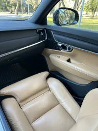 Volvo V90 Cross Country 2.0 140kW thumbnail
