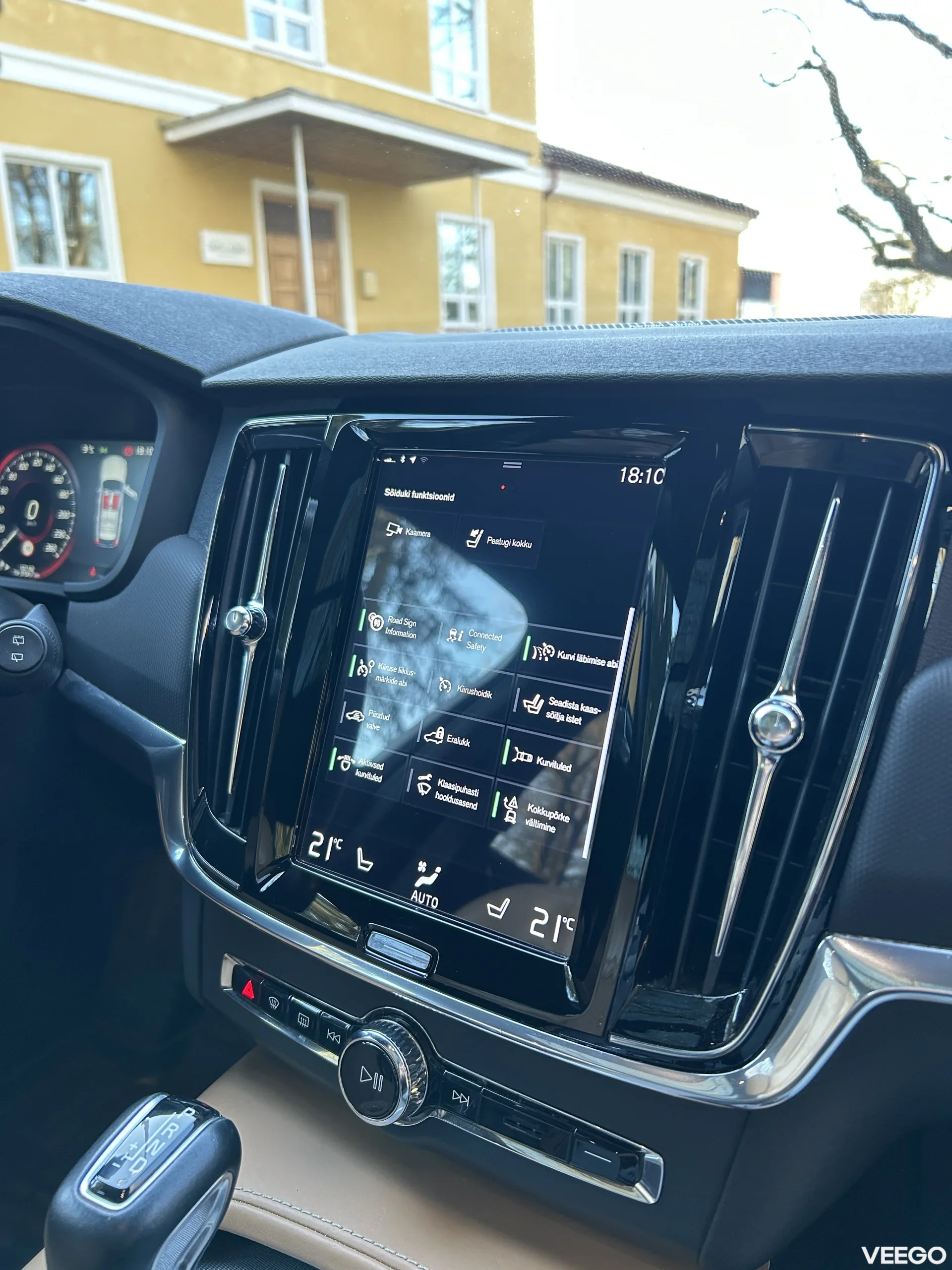 Volvo V90 Cross Country 2.0 140kW