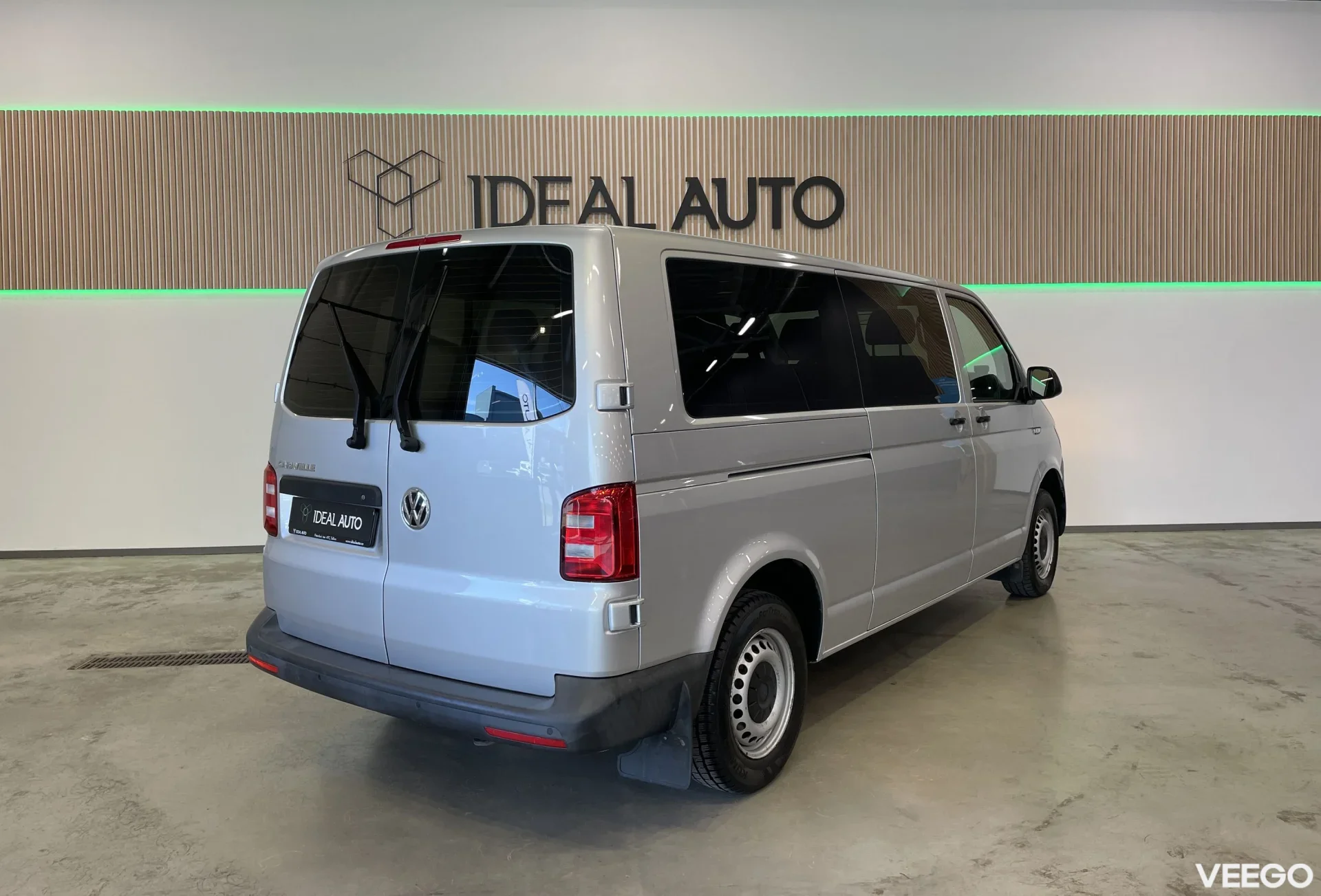 Volkswagen Caravelle T6 Lang DSG 110kW