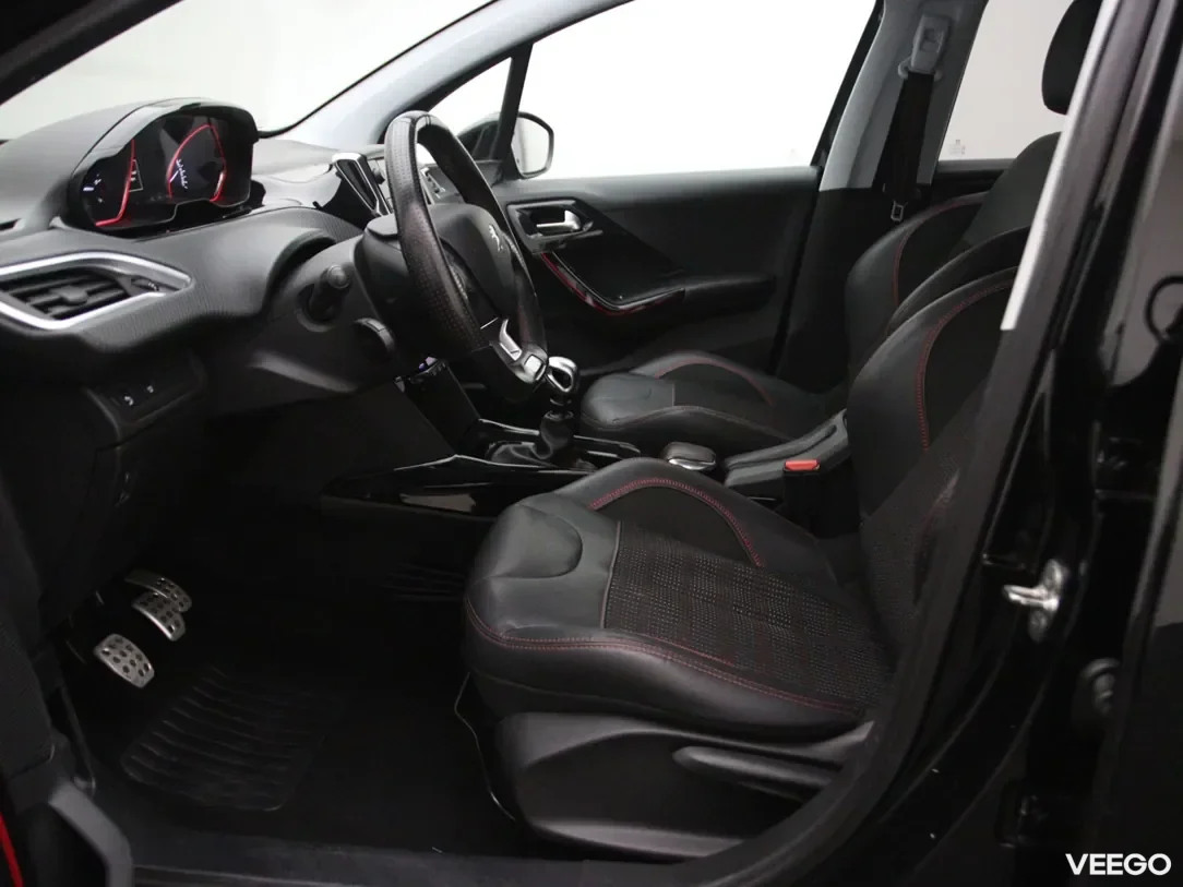 Peugeot 2008 1.2 96kW