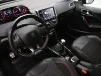 Peugeot 2008 1.2 96kW thumbnail