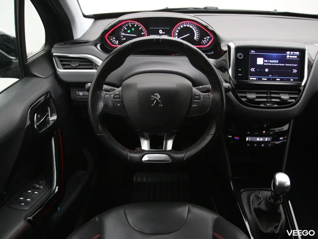 Peugeot 2008 1.2 96kW
