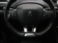 Peugeot 2008 1.2 96kW thumbnail