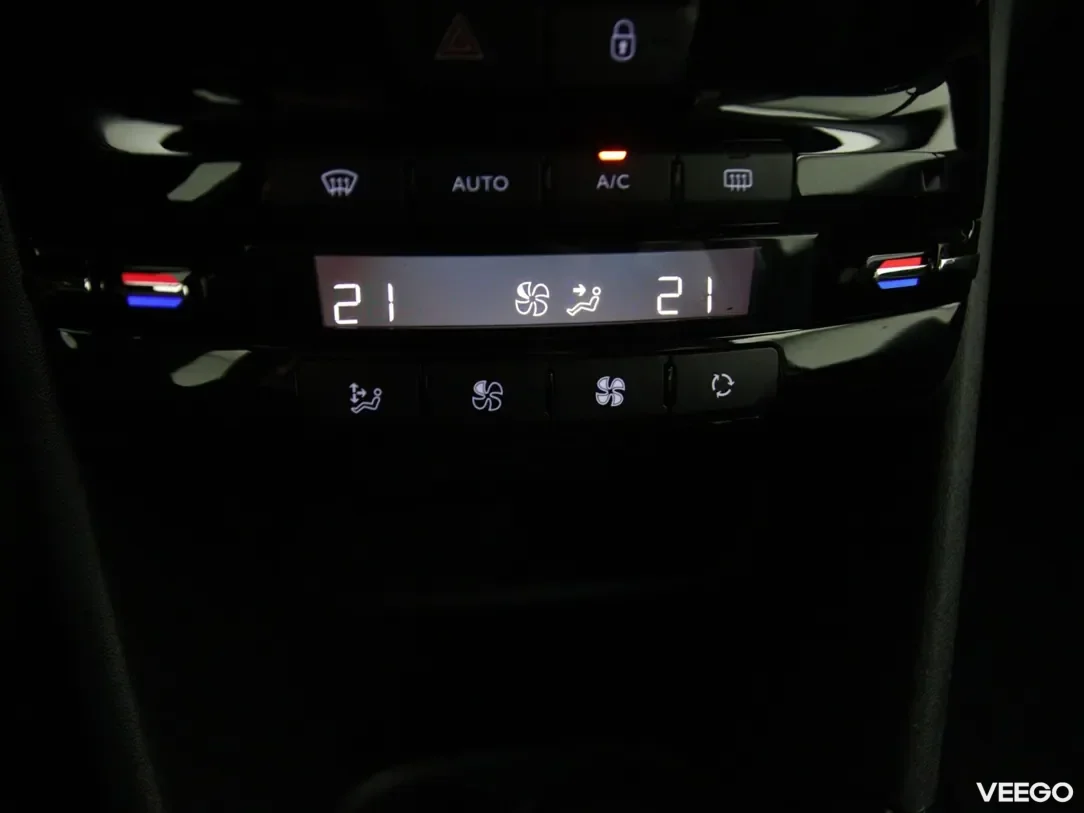 Peugeot 2008 1.2 96kW