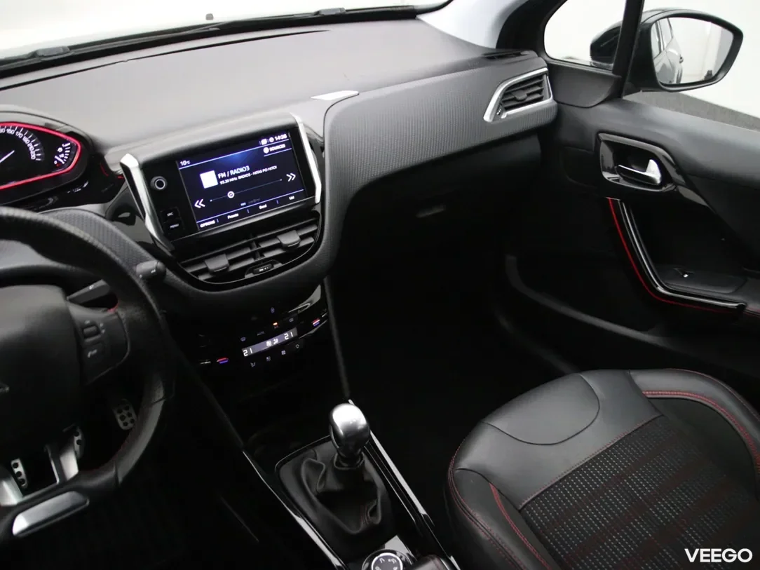 Peugeot 2008 1.2 96kW