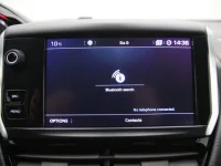 Peugeot 2008 1.2 96kW thumbnail