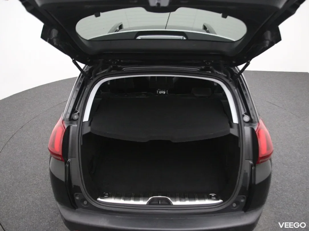 Peugeot 2008 1.2 96kW