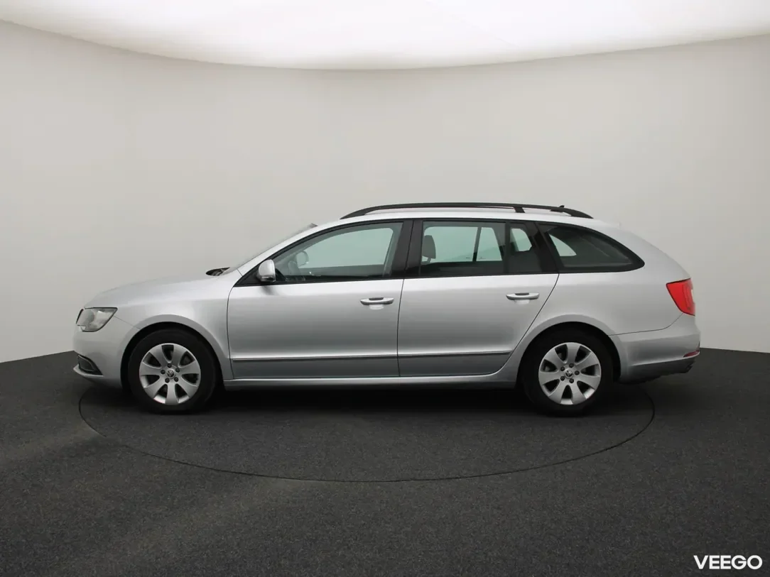 Skoda Superb 1.6 77kW